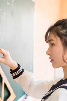 女人的抗战 电视剧